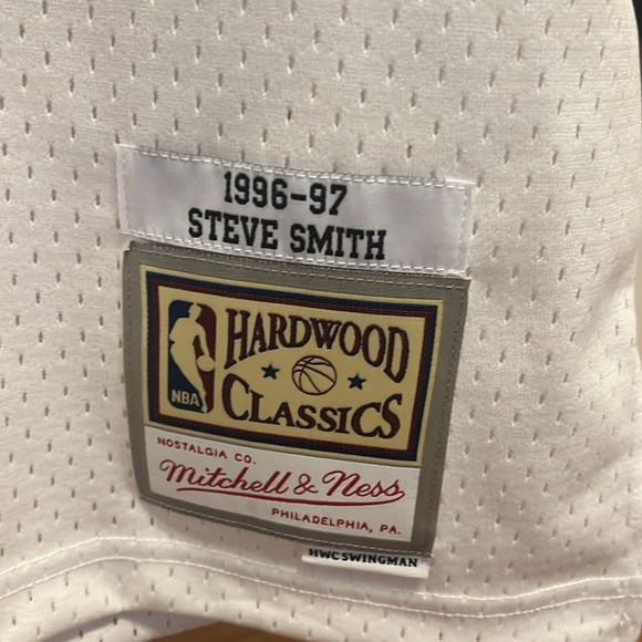 Brand new Steve Smith Atlanta Hawks jersey - Picture 4 of 4